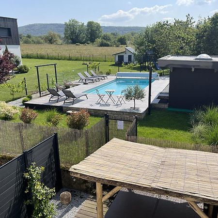 Appart-Hotel N 3 Avec Terrasse, Piscine, Petit-Dejeuner Et Parking Prive Chouzelot Exteriér fotografie