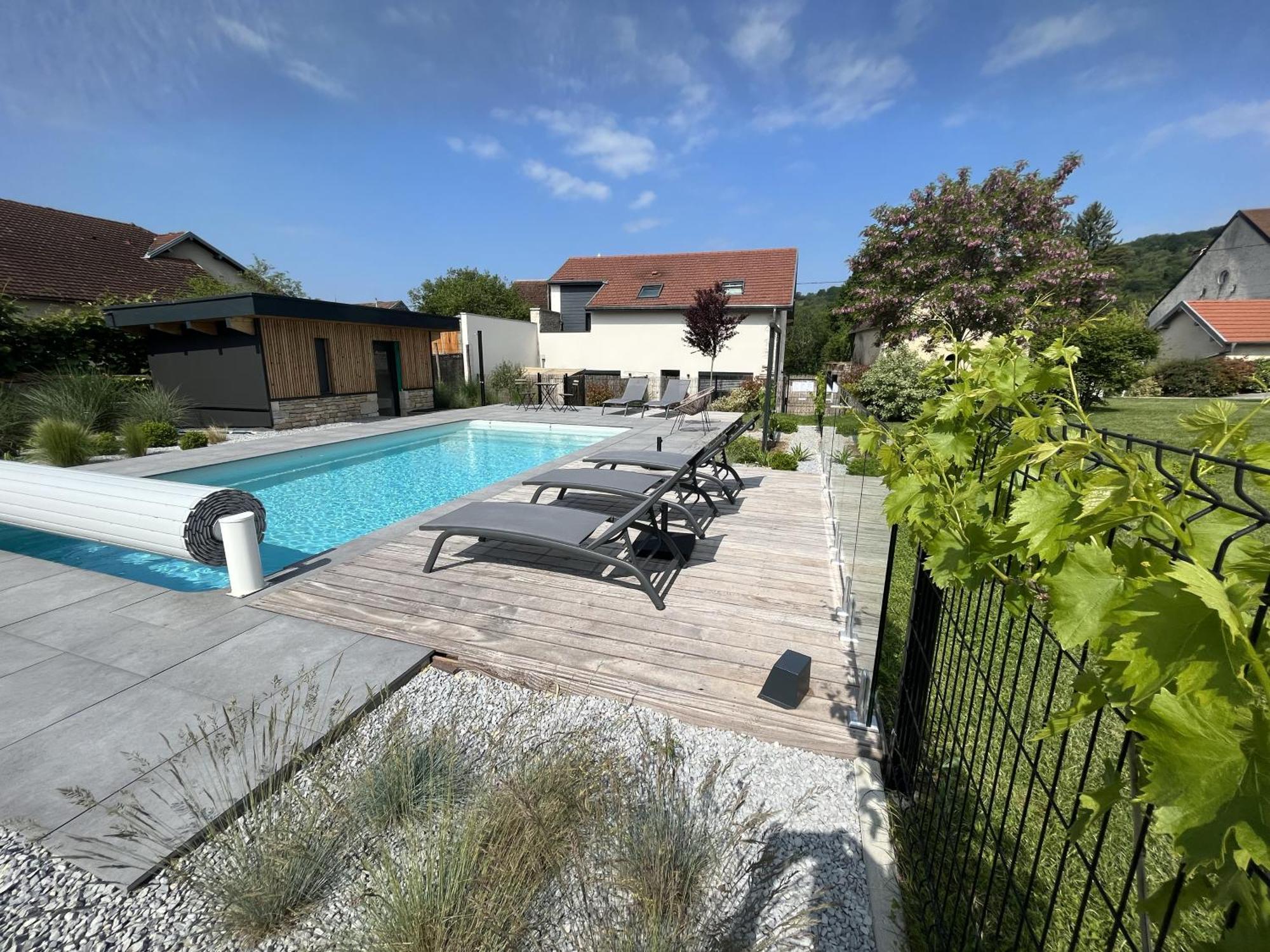 Appart-Hotel N 3 Avec Terrasse, Piscine, Petit-Dejeuner Et Parking Prive Chouzelot Exteriér fotografie